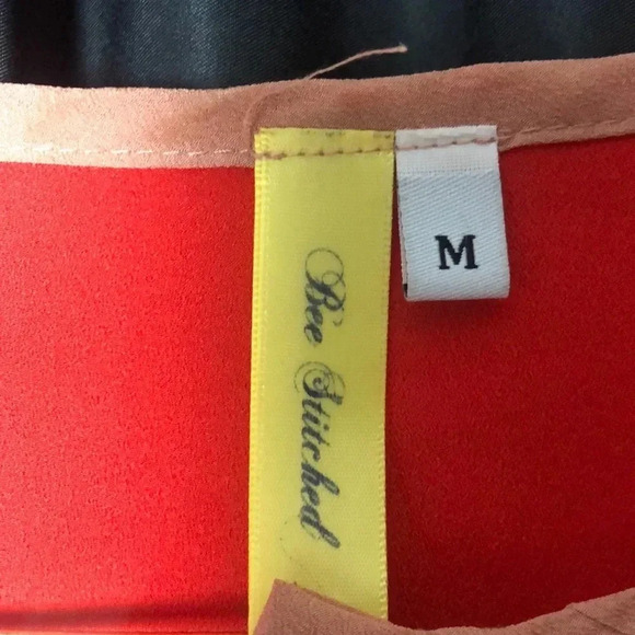 Coral Blouse M‎ - Picture 2 of 4